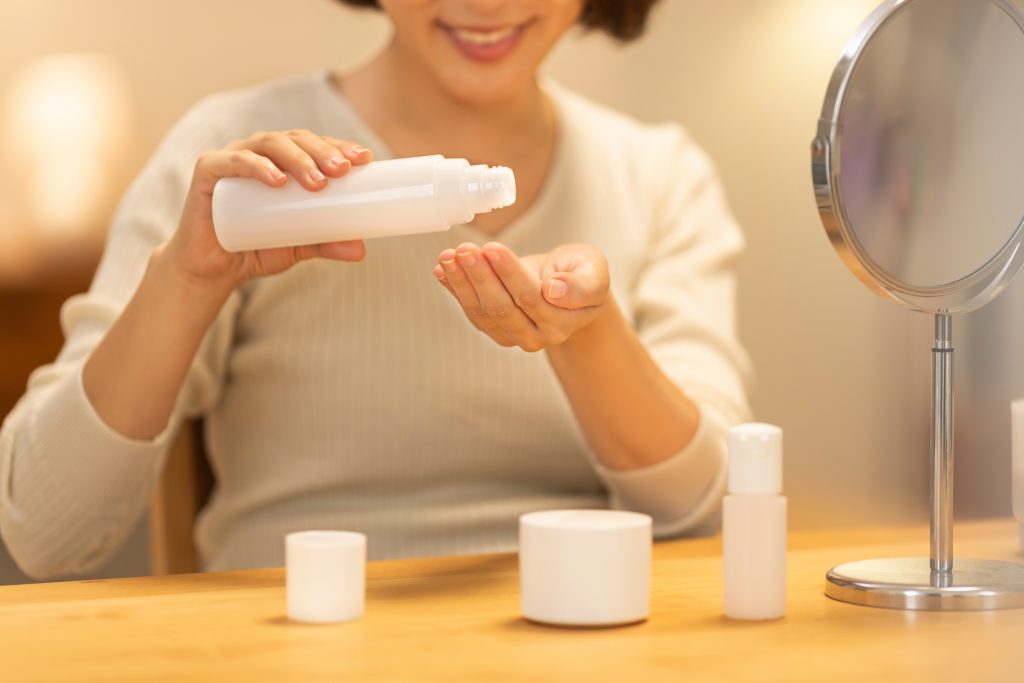 化粧水、乳液他 肌ラボ®極潤®（化粧水・乳液・クリーム） | ロート製薬: 商品情報サイト